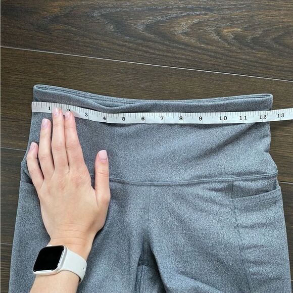 OLD NAVY | High waisted biker shorts - Picture 5 of 7